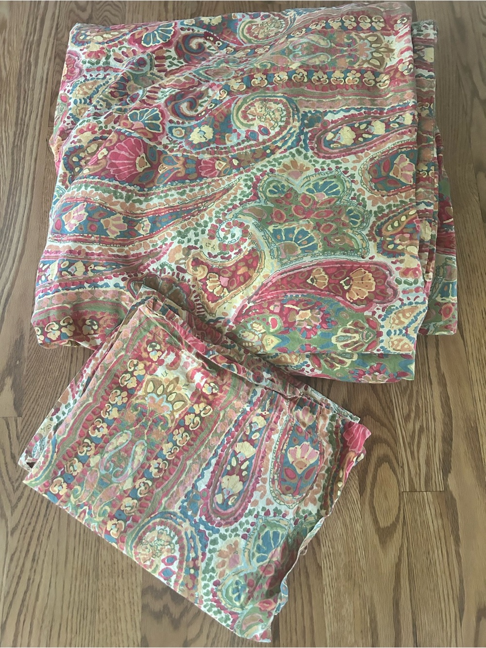 Pottery Barn Caesarea Queen Duvet and 2 Pillowcases